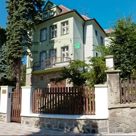 House Hotel 3*