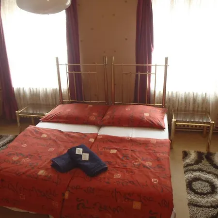 House Hotel 3*