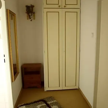 绿屋酒店 特普利采