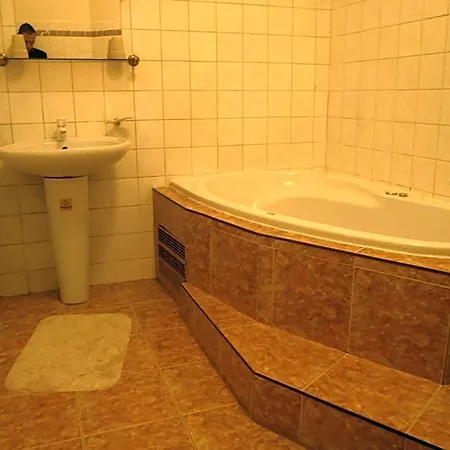 House 3* Teplice