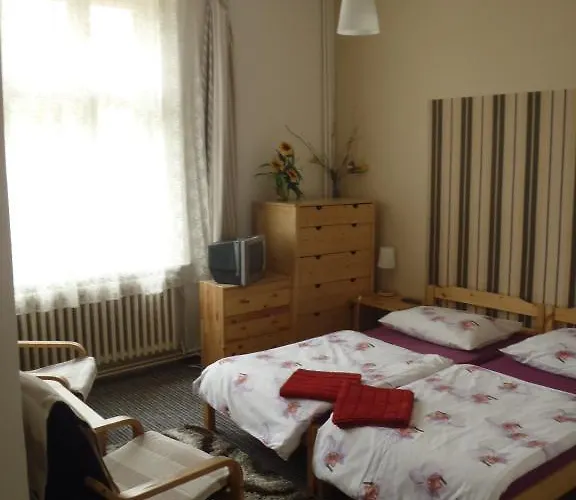 House Hotel