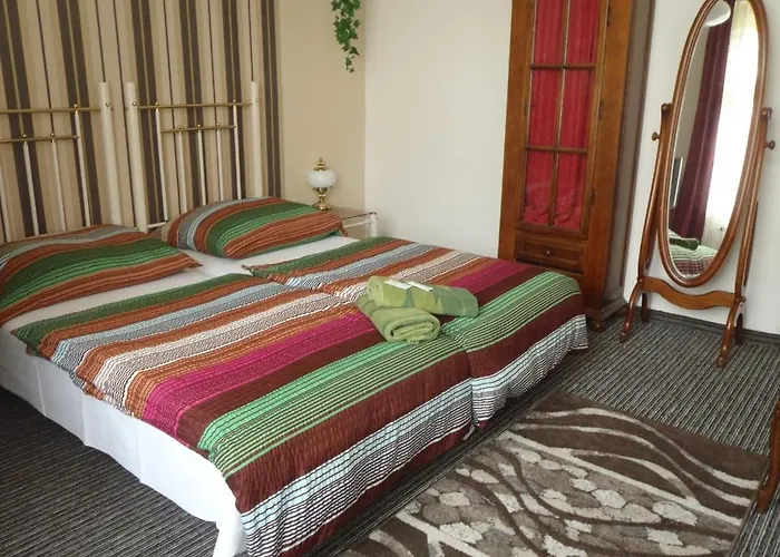 House Hotel