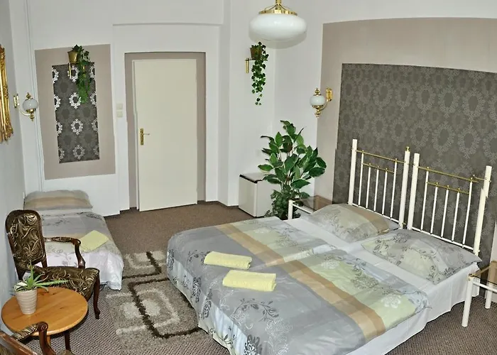 Hotel House 3*